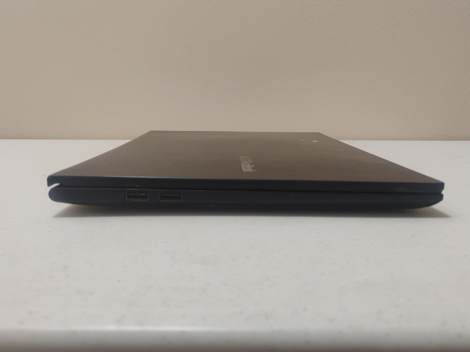 Asus VivoBook Model F513E &HP TPN-I106 Laptops. For Parts/Gold Recovery.