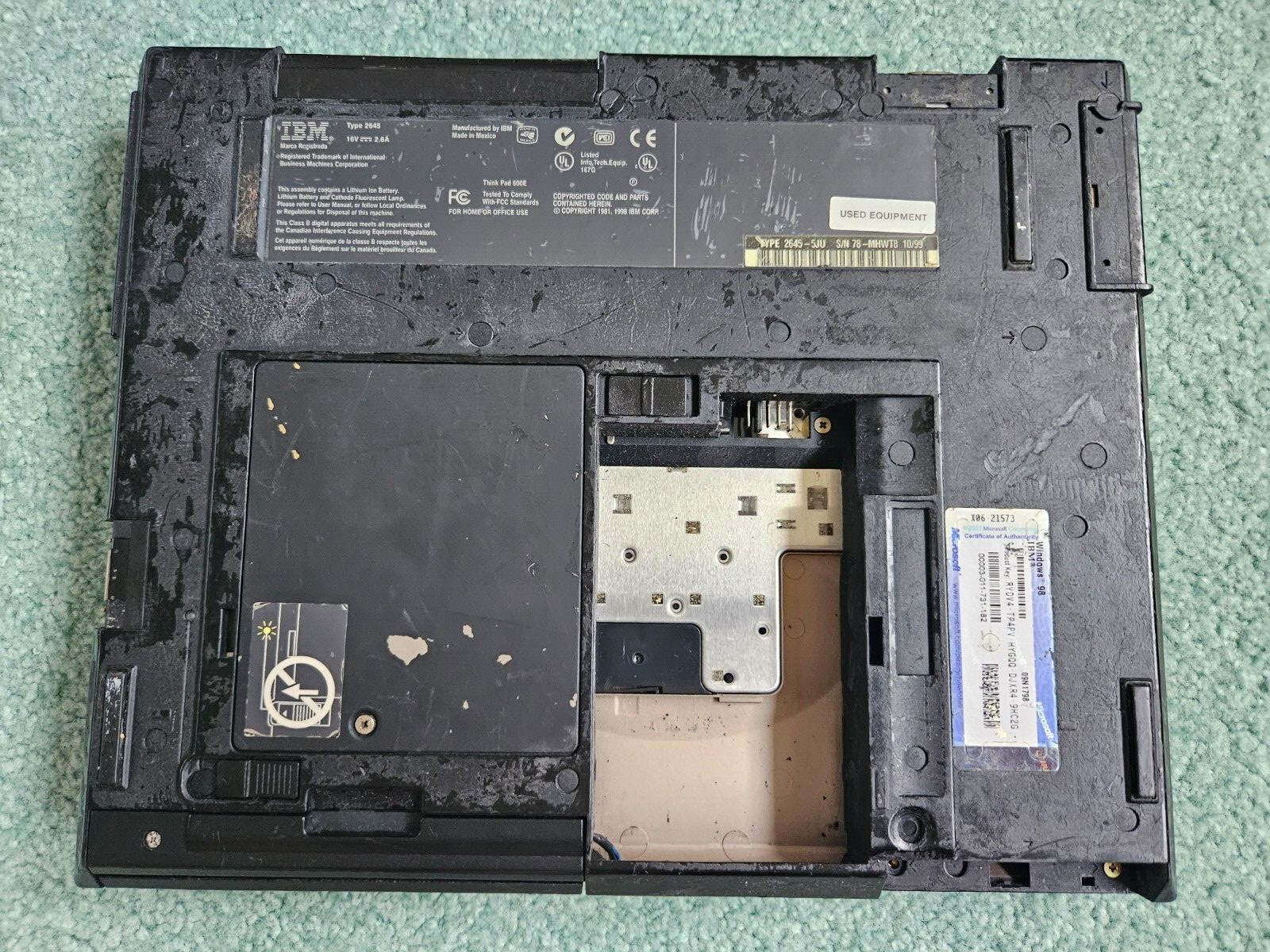 Untested IBM ThinkPad 600E with 256MB RAM
