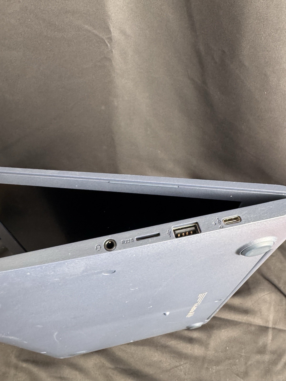 HP Chromebook 14-db0043wm AMD A4-9120C 1.6GHz 4GB RAM 32GB eMMC 14″