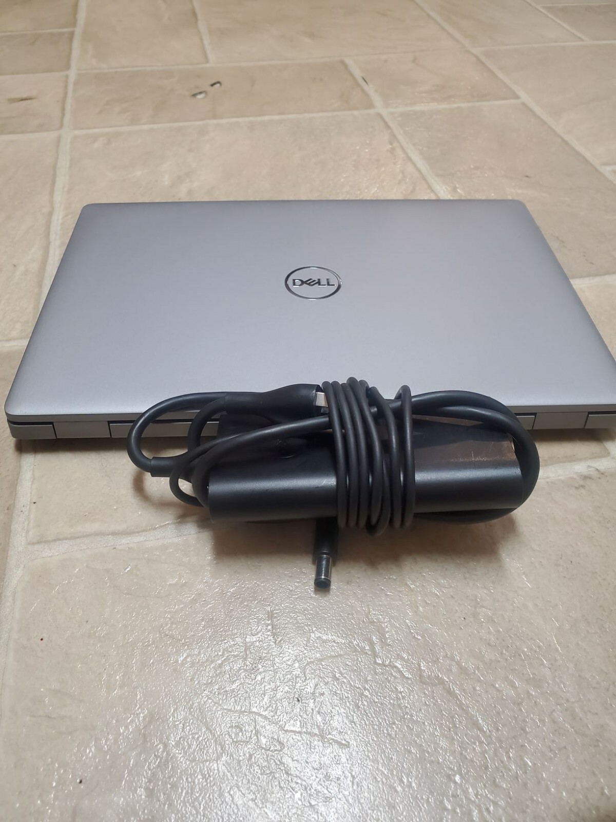 Dell Latitude 5411 14″ (256GB SSD, Intel Core i7 10th Gen., 5.10 GHz, 32GB) Lapt