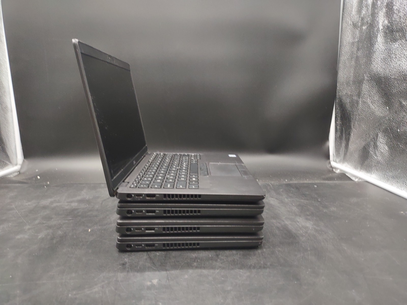 Lot of 4 Dell Latitude 5400 i5 8365U @ 1.60GHz 16GB RAM 256GB NVME NO OS