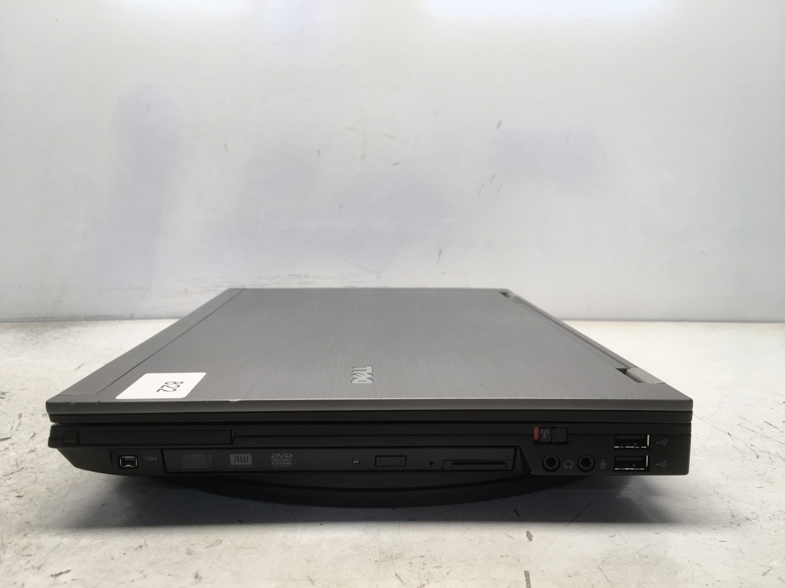 Dell Latitude E6410 Intel i5-M520 2.4GHz 4 GB NO HDD No Batt