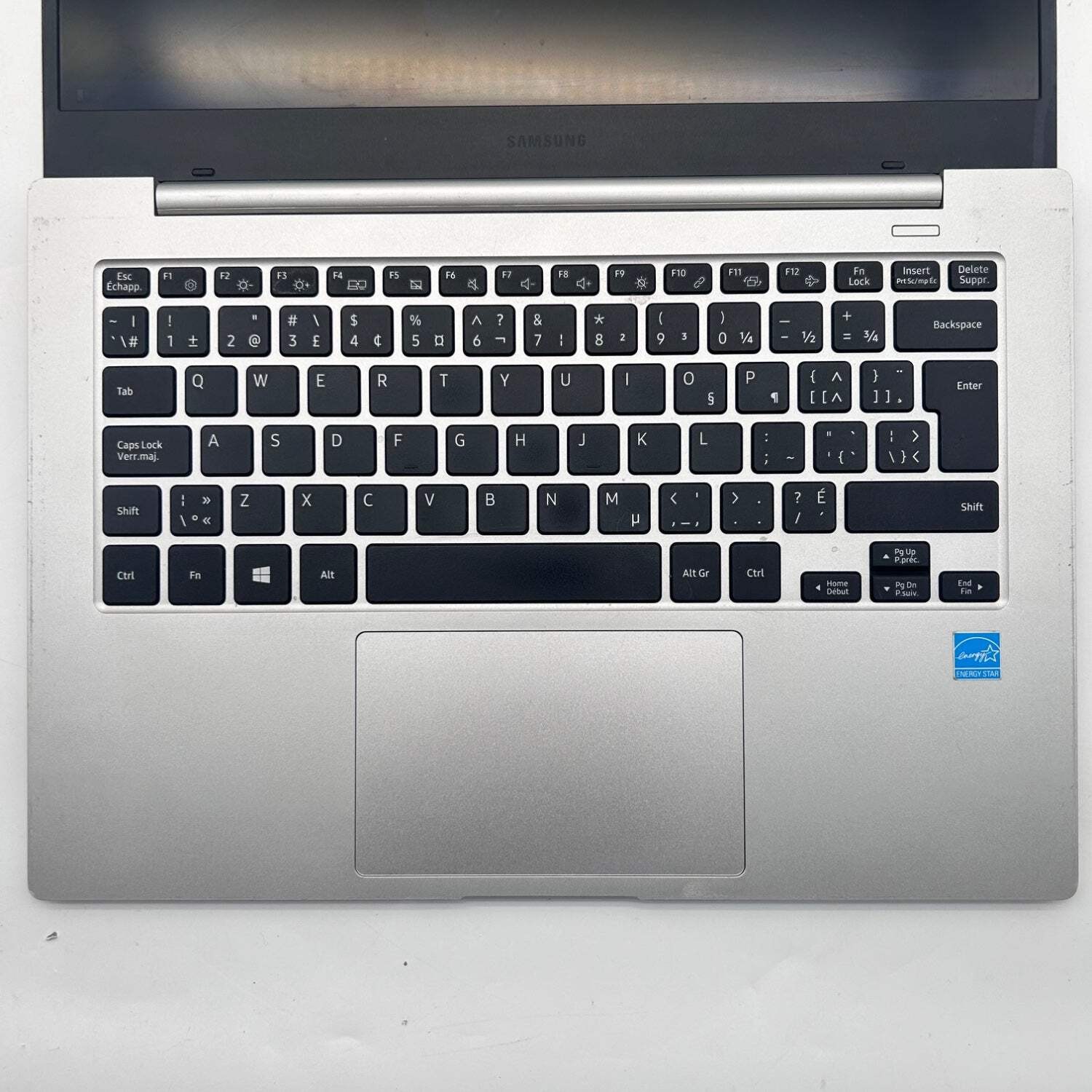Samsung Galaxy Book Go NP340XLA 14″ Snapdragon 7c 2.5GHz 4GB RAM 128GB SSD