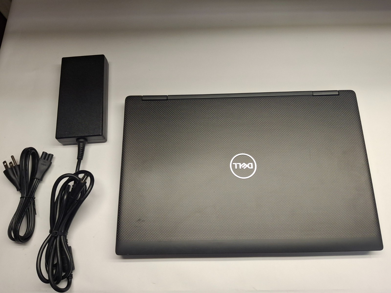 Dell Precision 7540 15.6″ Laptop Core i7-9750H 16GB RAM 256GB SSD Webcam T2000