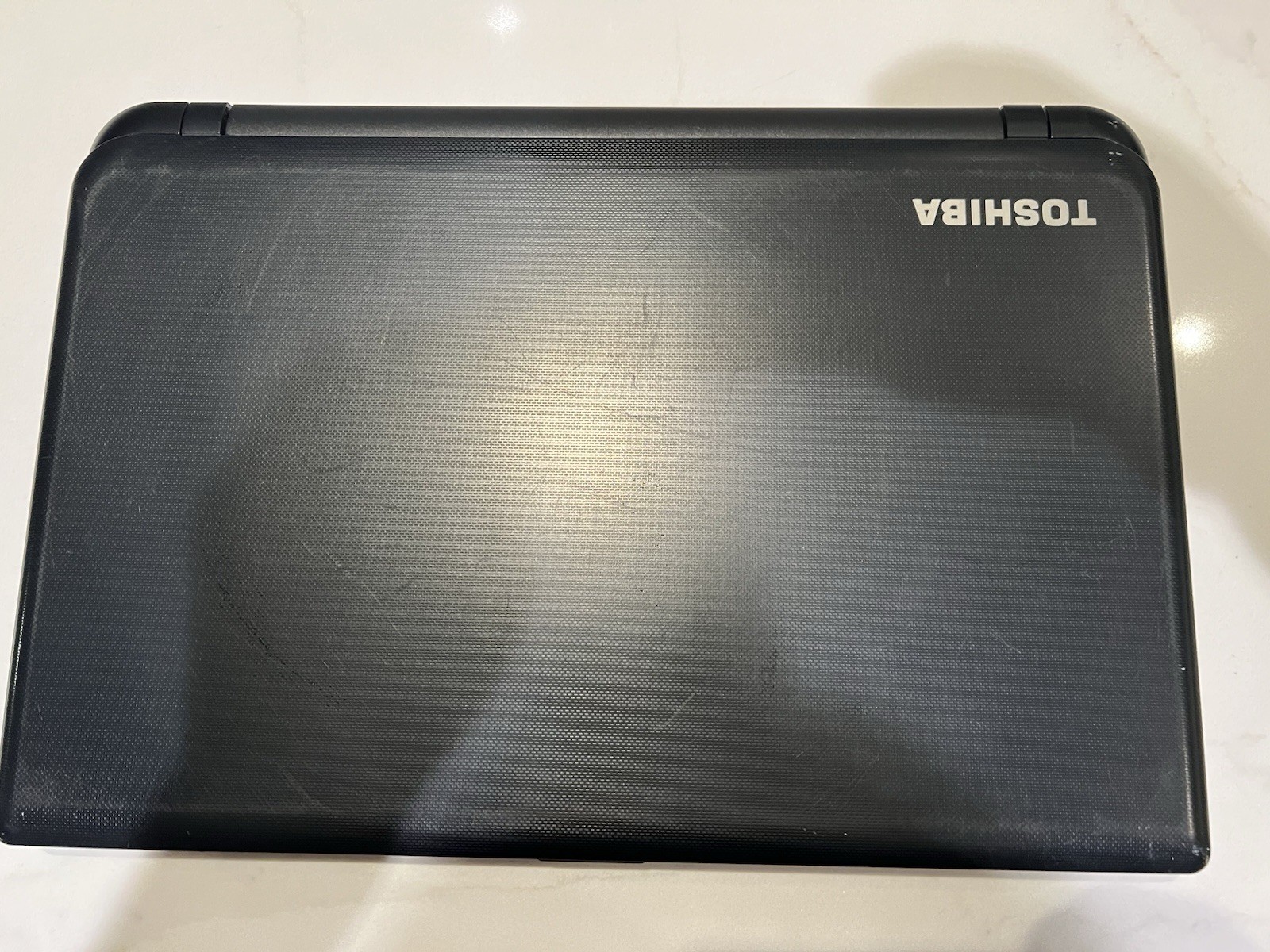 Toshiba Satellite C55D-B5308 AMD E1-2100 APU 8 Gig Ram 500 Gig Storage