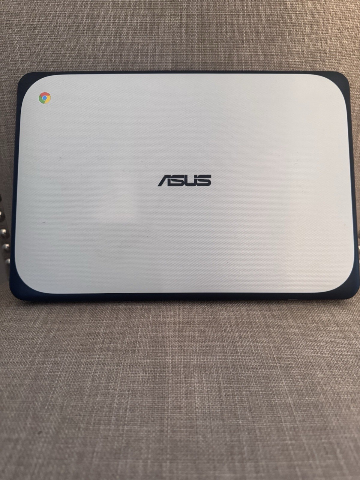ASUS Chromebook C202SA-YS04 11.6″, Intel Celeron, 32GB eMMc, 4GB RAM, White/Blue