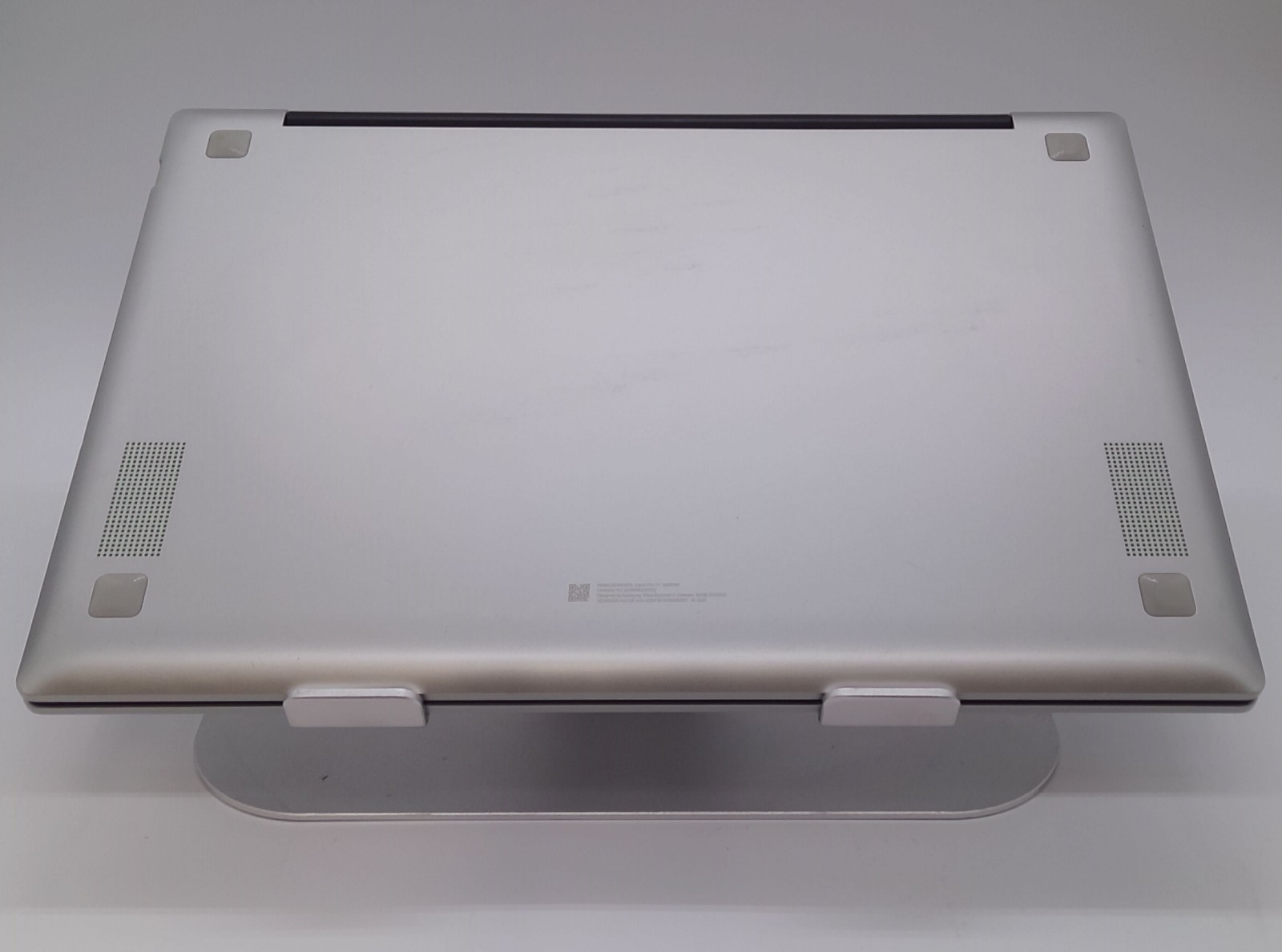Samsung XE340XDA-KA1US Chromebook Celeron N4500 1.1GHz 4GB 32GB EMMC USED NO AC