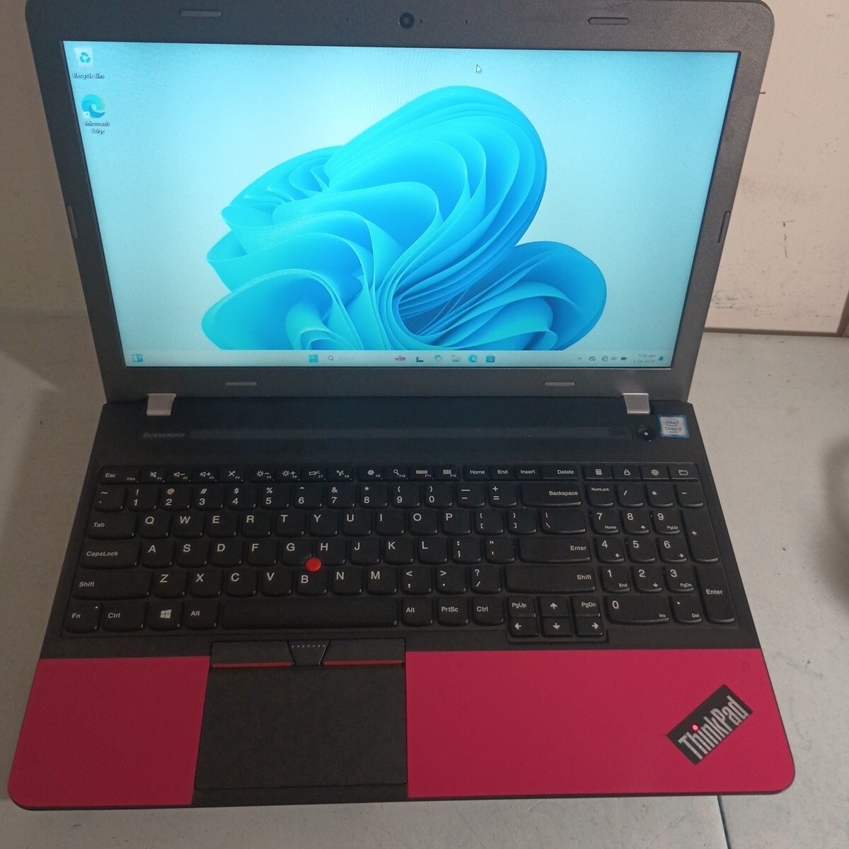 LIGHT GAMING,HOT RED LENOVO i5-4200M@3.10GHz 12G RAM,256G SSD,DVDRW,WIN11,CAM