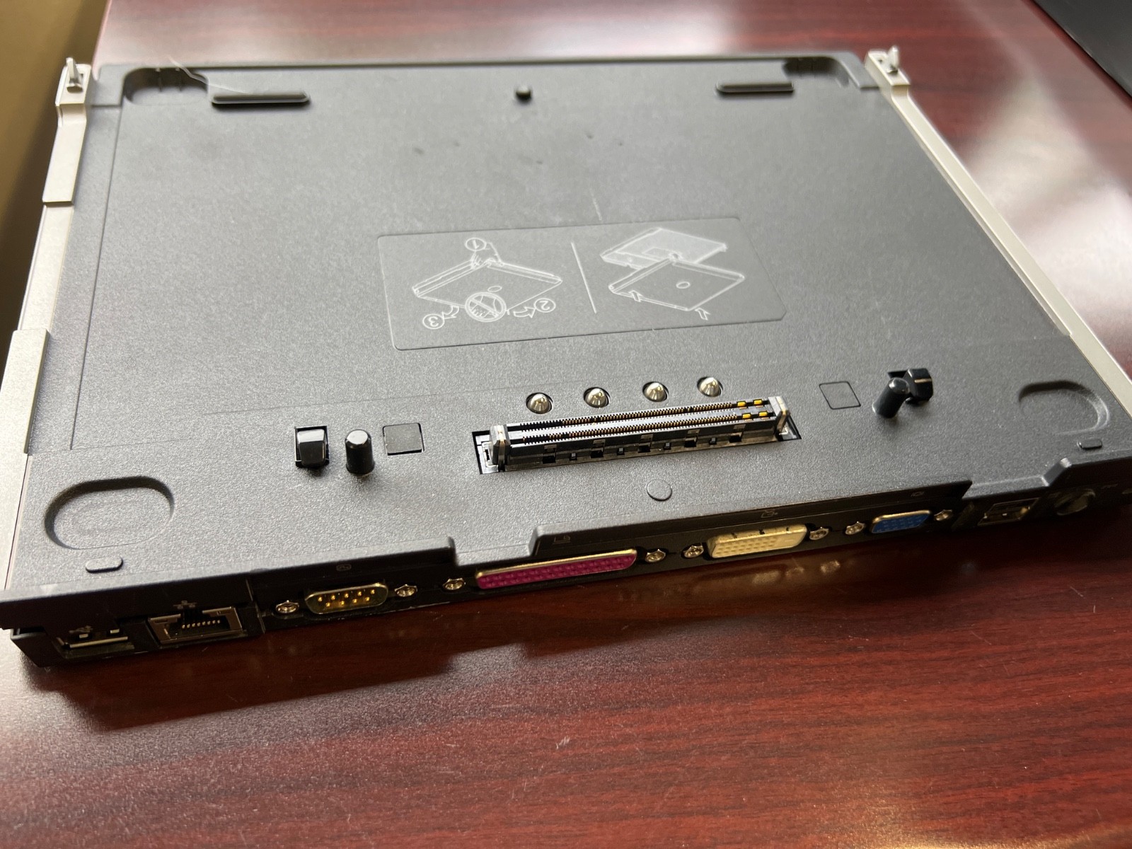 Dell Latitude D430 LT Win XP Pro Core 2 Duo 1.2GHz 2GB RAM 80GB HDD w/Media Base