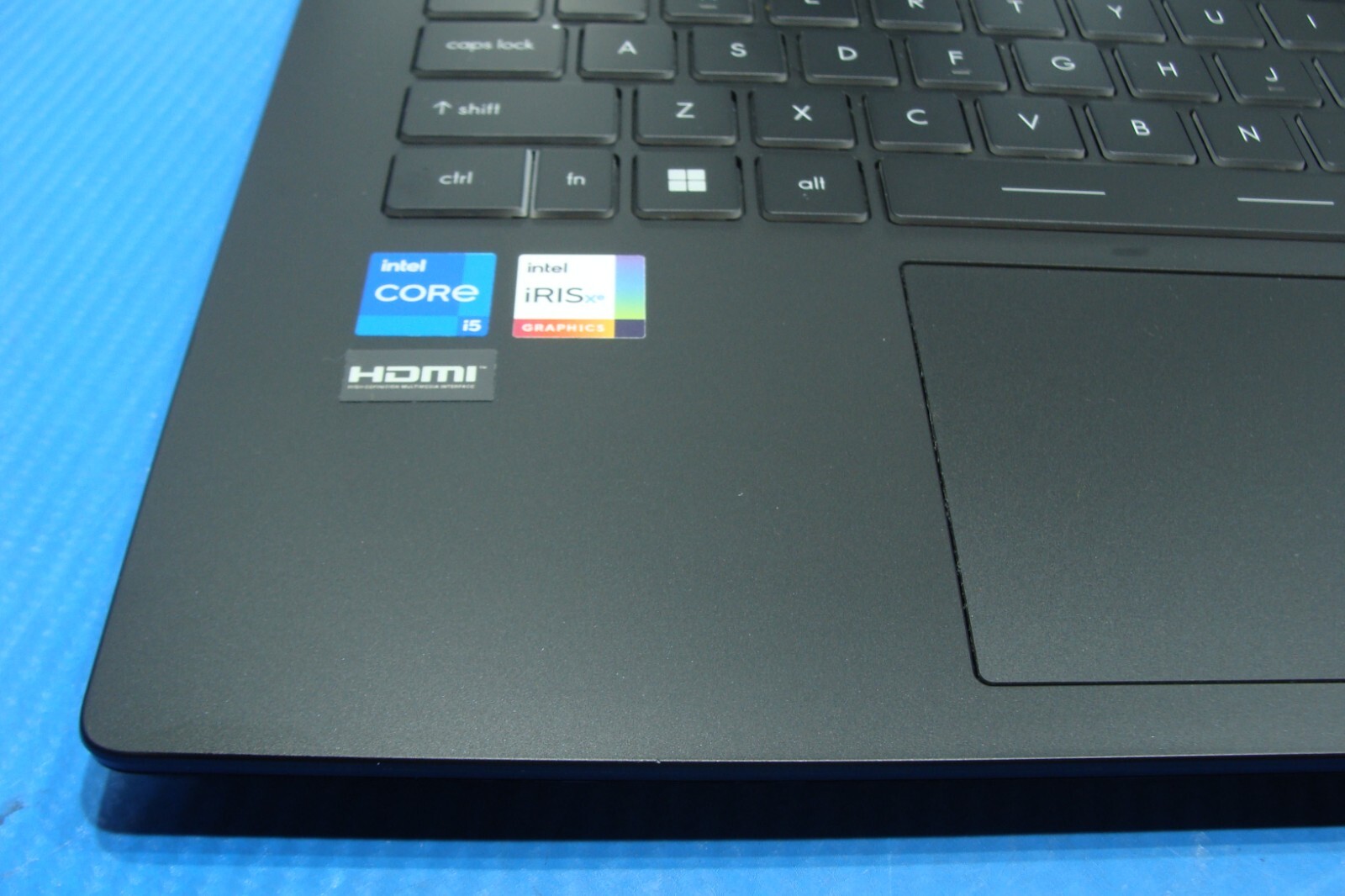 MSI Modern 14 C12M 14”FHD core i5-1235U 2.5GHz 8GB 512GB 95% Battery +Charger