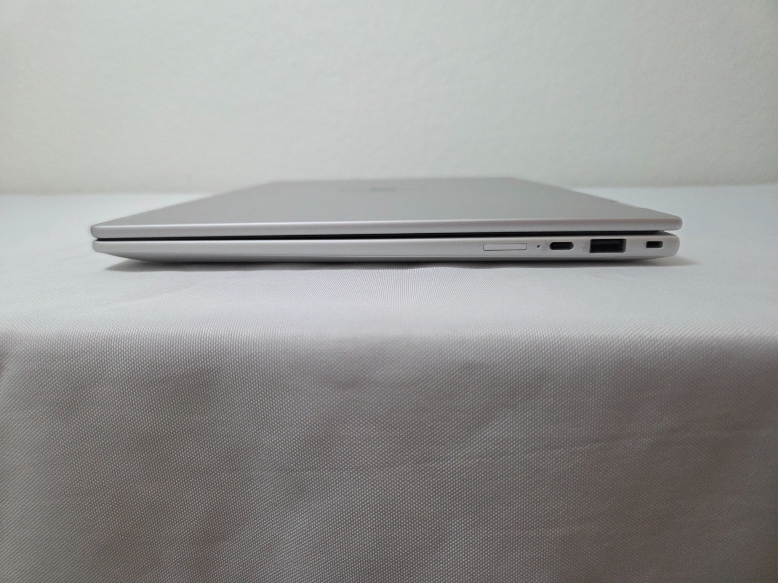 HP Elite x360 1040 G11 14″ – Ultra 7 155H, 16GB RAM, 512GB SSD, WARRANTY