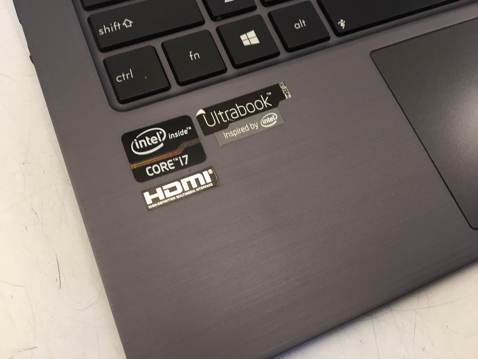 Asus Taichi 21 Touch i7-3517u 1.9GHz | 4GB RAM|Intel HD 4000 Keyboard – Untested