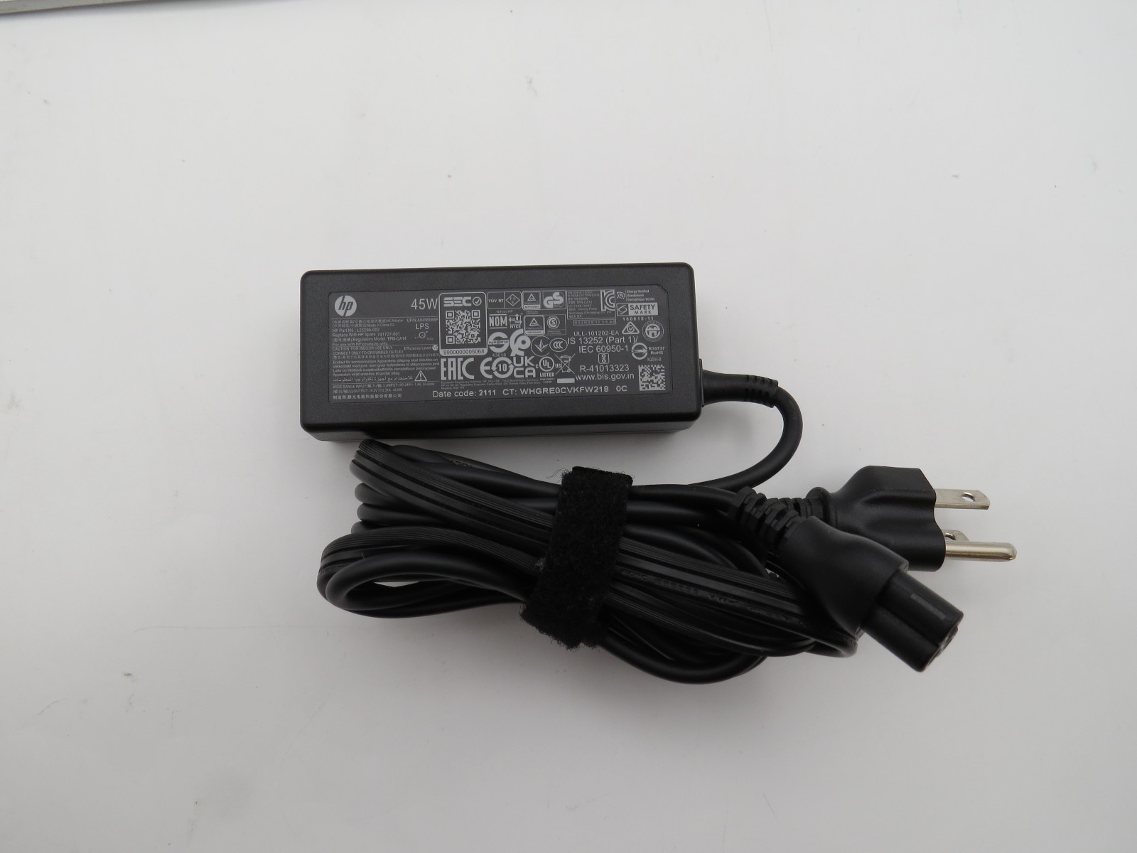 HP Pavillion i3-5020U @ 2.2GHz 8GB DDR3 256GB SSD 14″ No OS