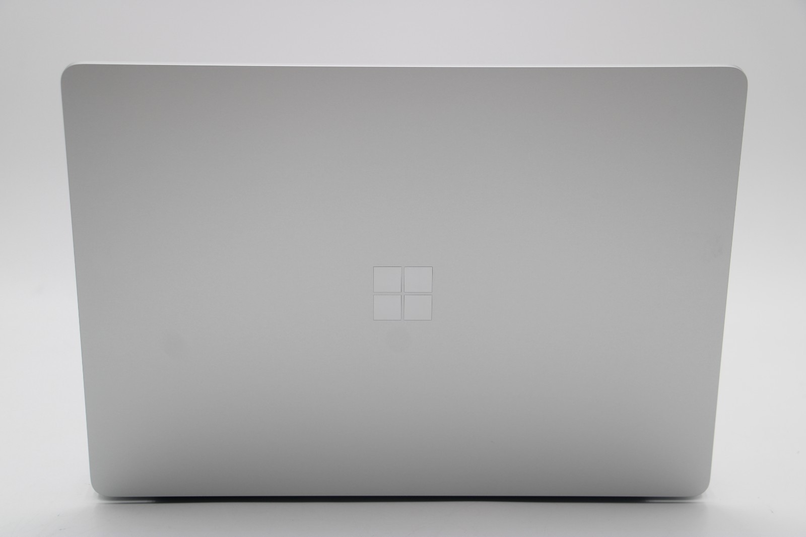 NEW – Microsoft Surface Laptop 7 13.5″ *Snapdragon X Plus/ 16GB RAM/ 256GB SSD*