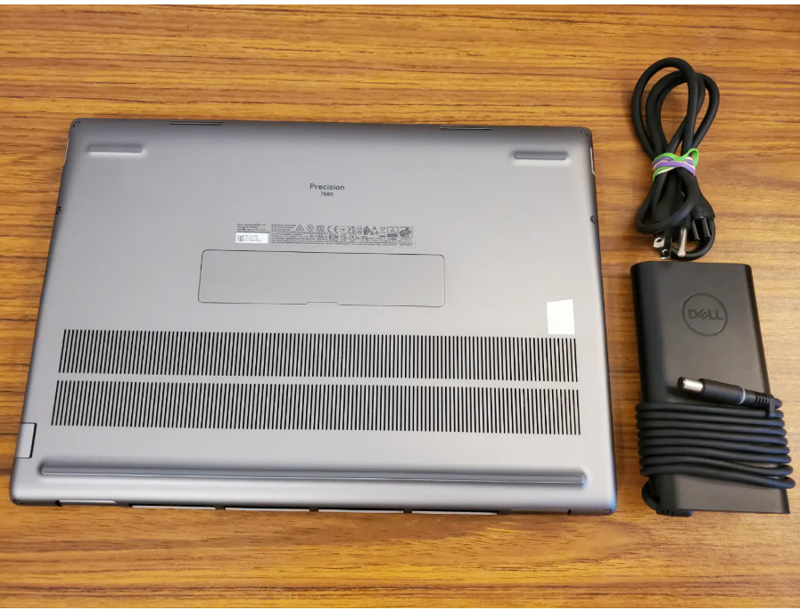 🔥 DELL Precision Mobile Workstation 7680 – RTX 5000 Ada | i9-13950HX. 32GB ram