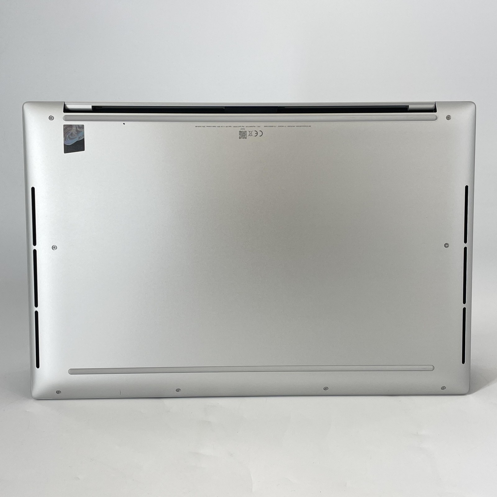 Dell 16 Premium DA16250 16 UHD+ TOUCH 2.GHz Ultra 9 285H 32GB 512GB SSD RTX 5060