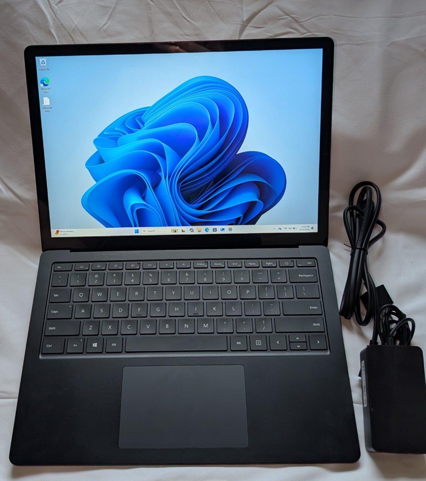NICE Black Microsoft Surface LAPTOP 3 i7 1TB 16GB RAM 13.5 INCH WINDOWS 11 PRO