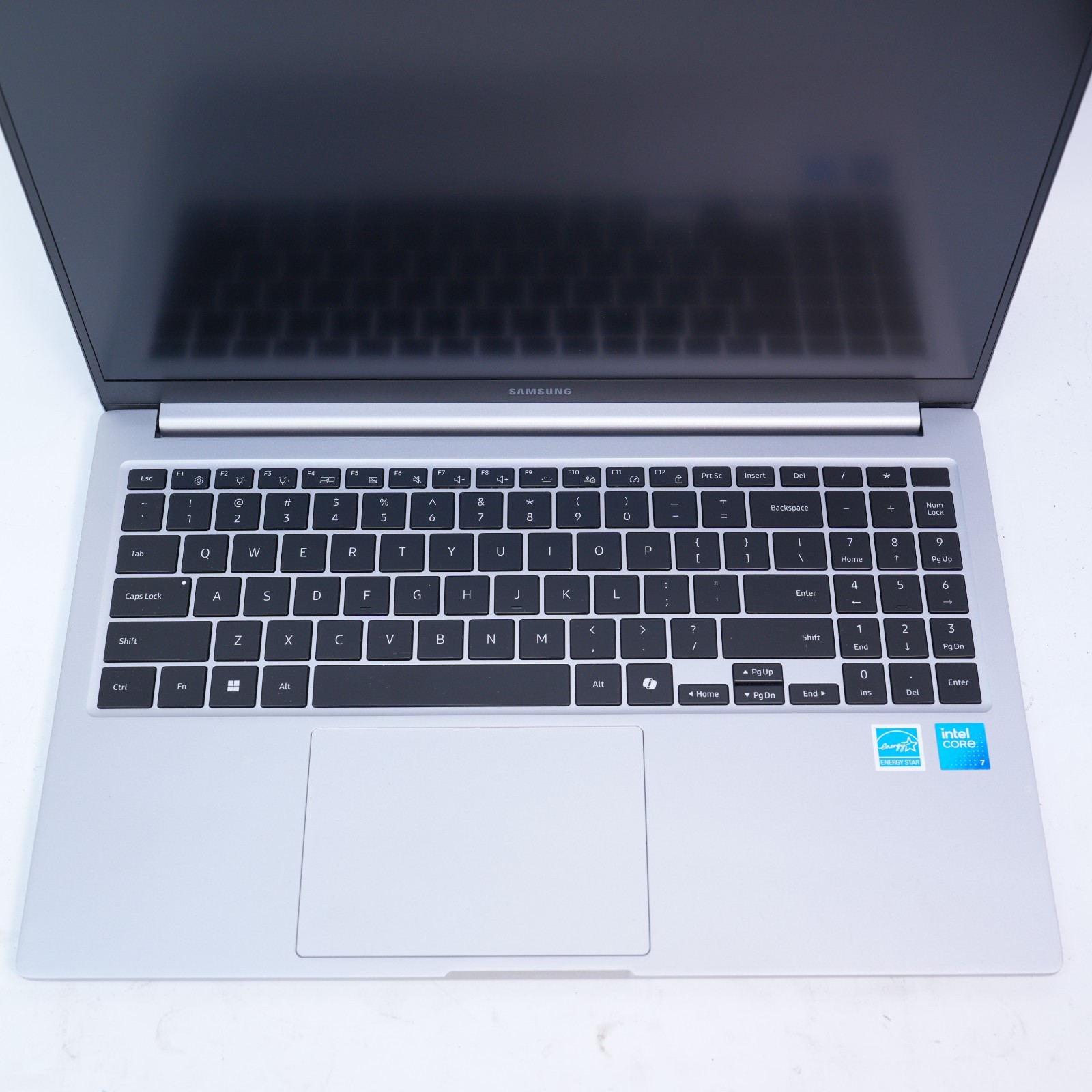 Samsung Galaxy Book4 NP750XGL 15.6″ Core 7 150U | 16GB RAM | 512GB SSD T12-C8