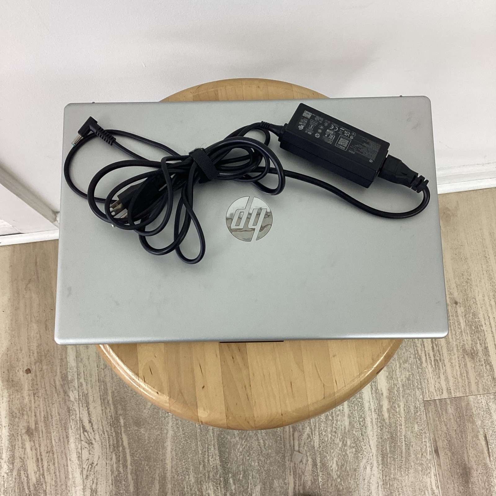 HP 15-fd0152wm Intel Core i5-1334U 1.30GHz 8GB RAM 512GB SSD 15.6″