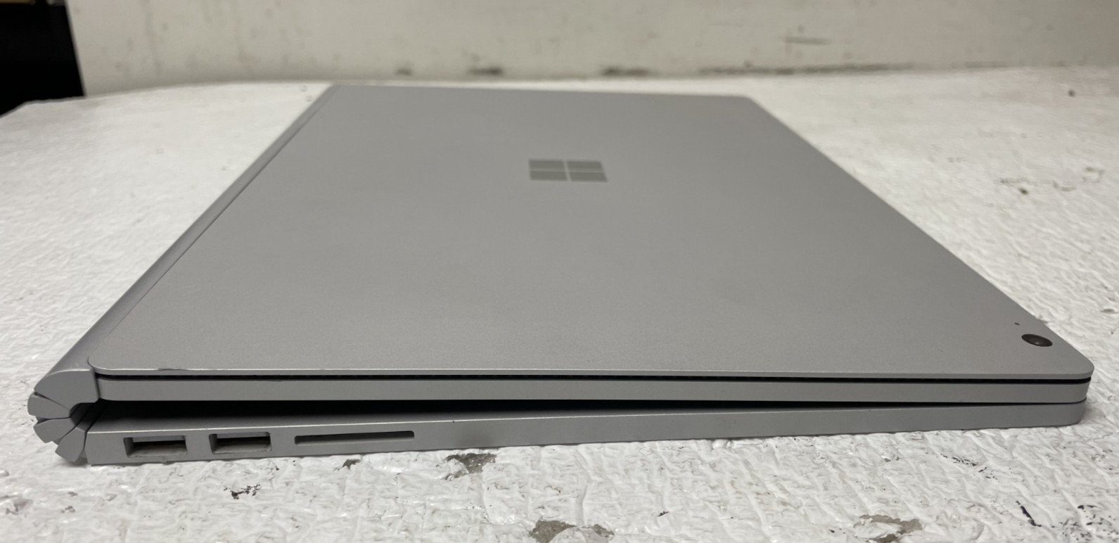 Microsoft Surface Book 3 i5-1035G7 @1.20GHz 8GB RAM 256GB SSD Win11Home READPart