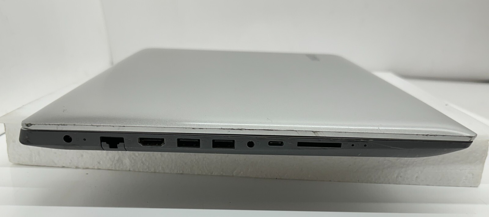 LENOVO IDEAPAD 320/80XS AMD A12-9720P @ 2.70GHz 8GB RAM 1TB HDD *READ