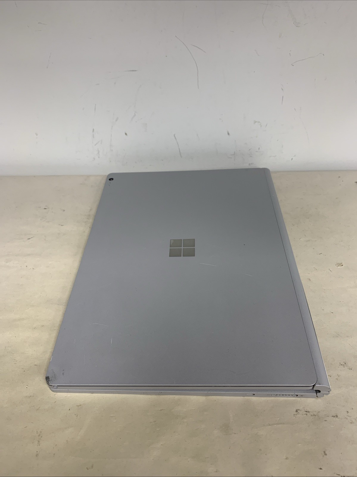 Microsoft Surface Book 2 i5-8350U 8GB RAM 256GB SSD Win11 Pro