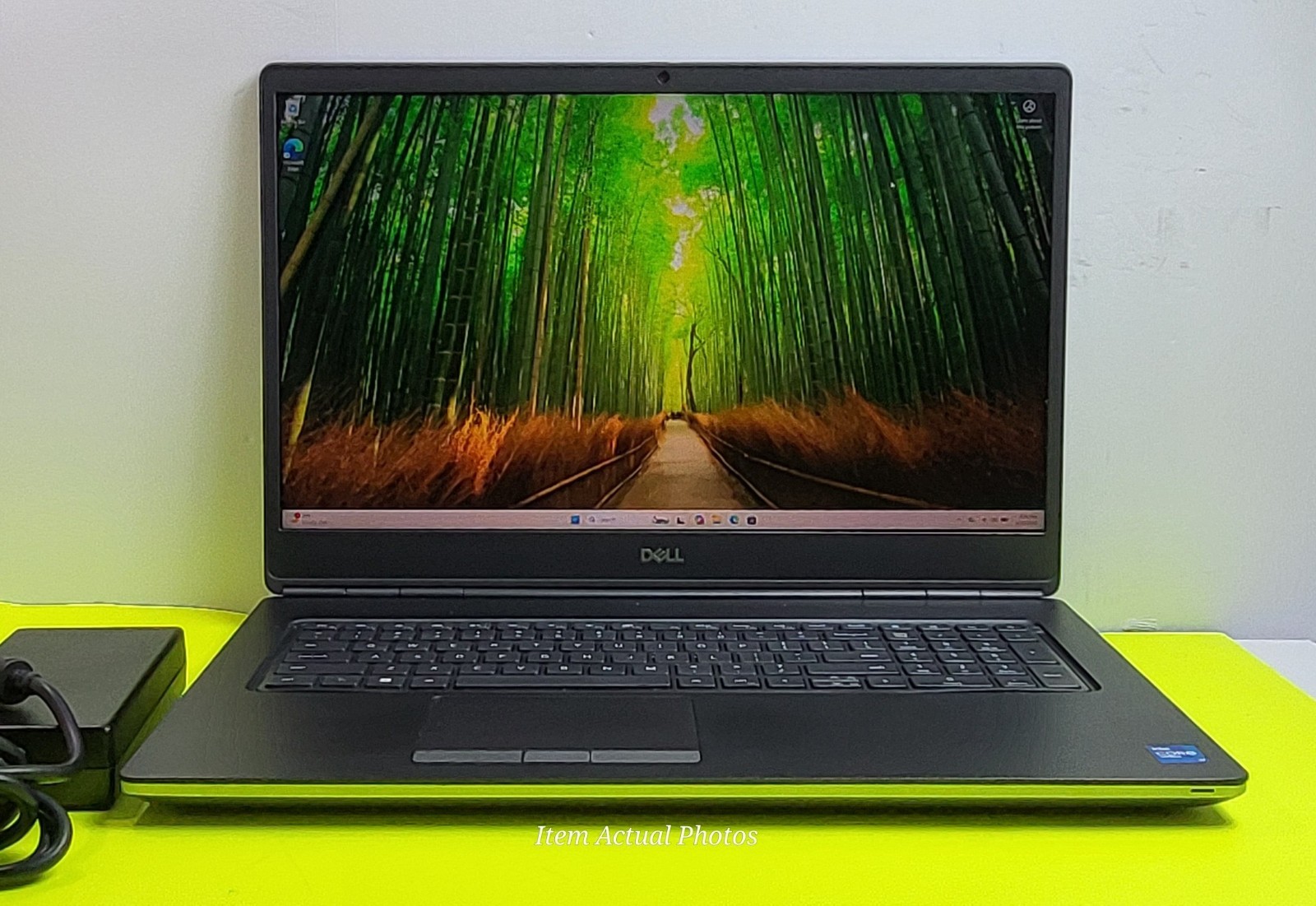 DELL PRECISION 17 7760 i7-11850H ⭐32GB RAM⭐ 1TB SSD 17.3″ RTX A3000 11 Pro