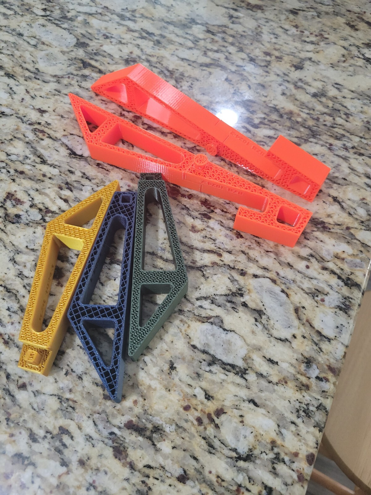 3D printed laptop supports preventing overheating, multiple colors