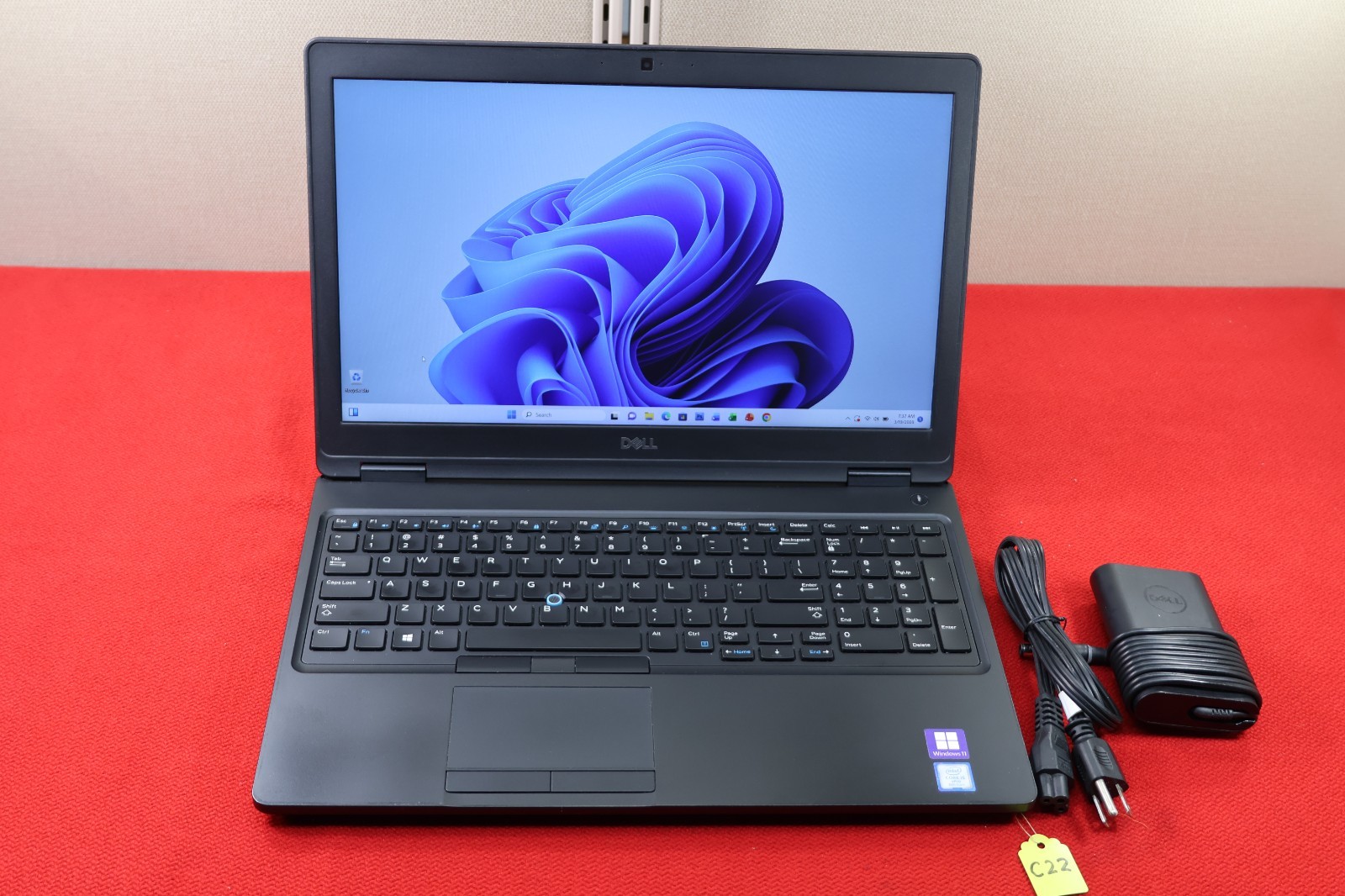 Dell Precision 3530 i5-8th Laptop Win 11Pro /16G /512G/MS Office 2021/ Photo-PS4