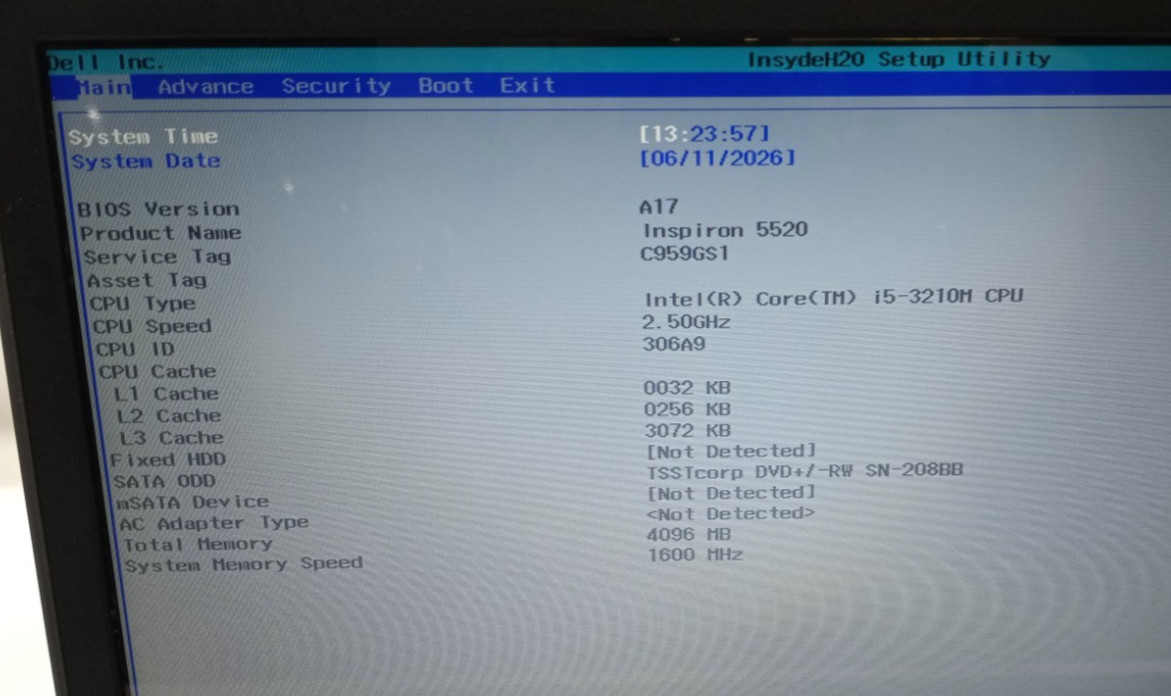 Lot of 2 Dell Inspiron 5520/5737 i5&i7-3rd&4th Gens 4GB RAM No HDD No OS MC476!