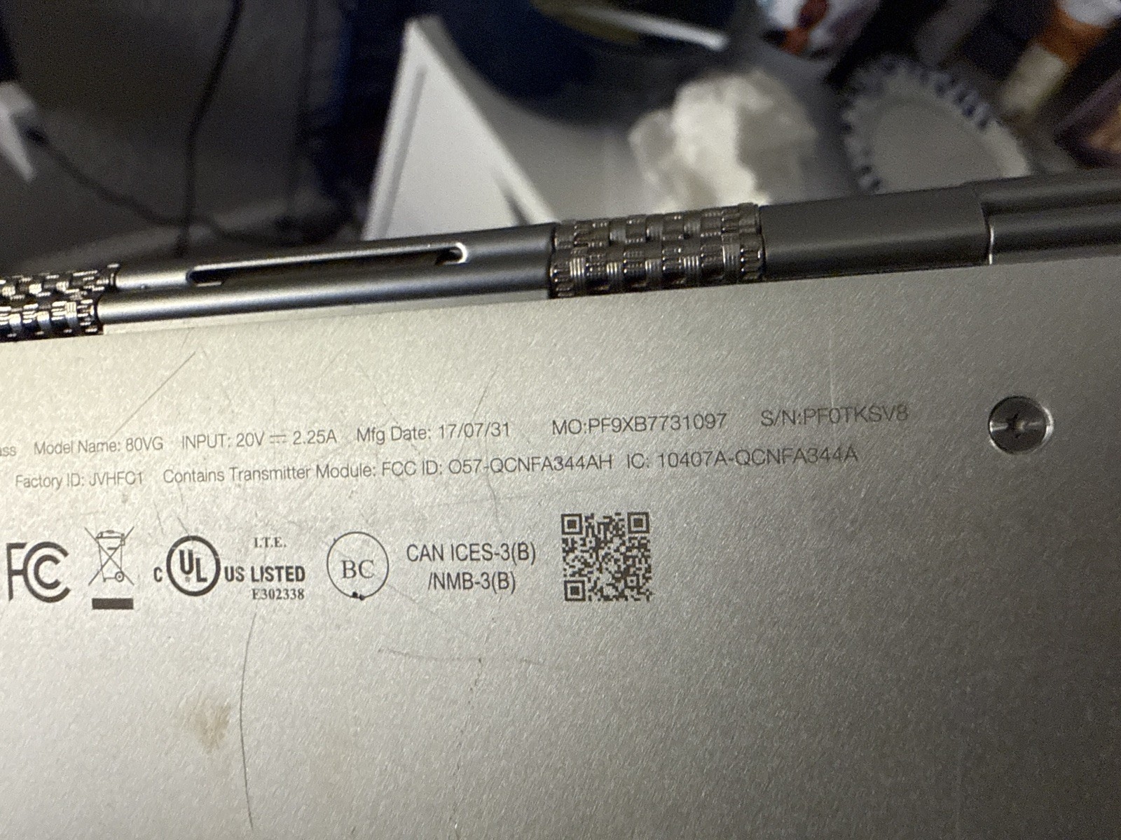 Lenovo Yoga 910-13IKB Glass Collector’s Edition 80VG 2-in-1 Touch i7 NO CHARGER