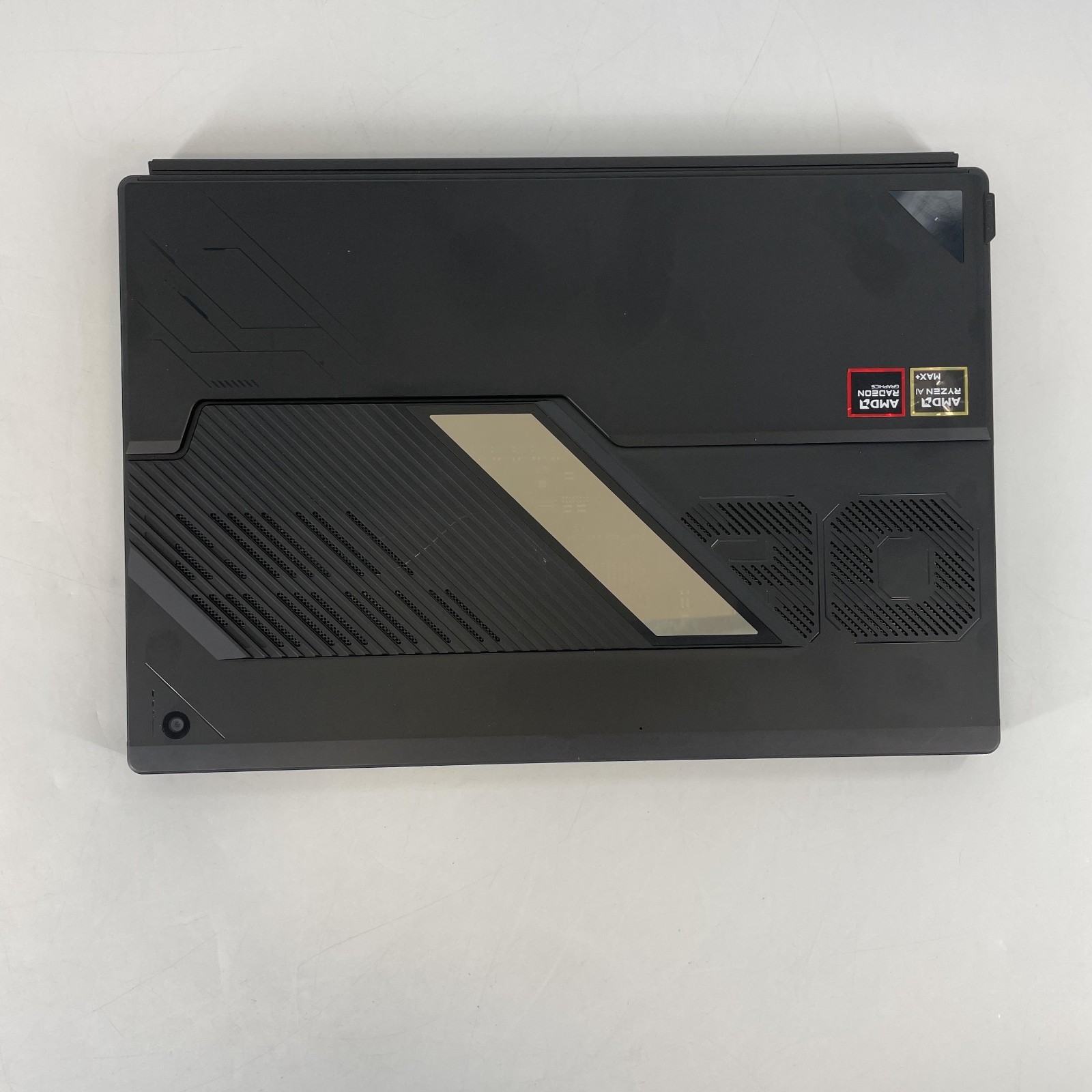 Asus ROG Flow Z13 GZ302 180Hz QHD+ TOUCH 3.0 GHz RYZEN AI MAX+ 395 32GB 2TB SSD