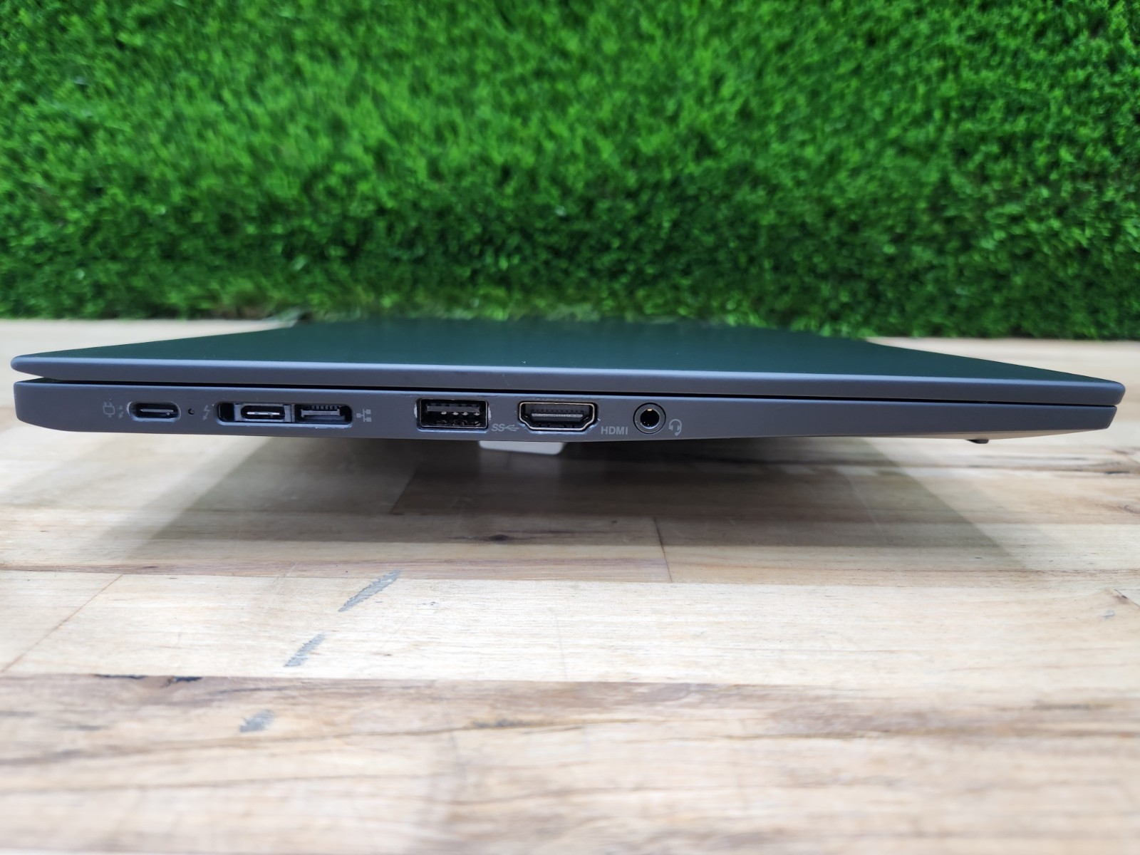Lenovo ThinkPad X1 Carbon Gen 8 14″ i5-10210U 8GB 256GB SSD EXCELLENT BATTERY ~