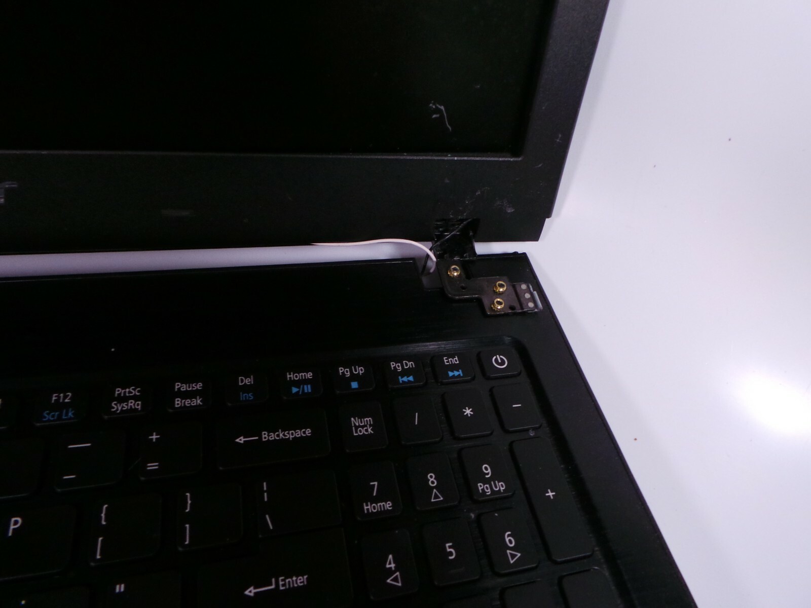 BROKEN ACER ASPIRE E5-575 N16Q2 LAPTOP FOR PARTS ? REPAIR