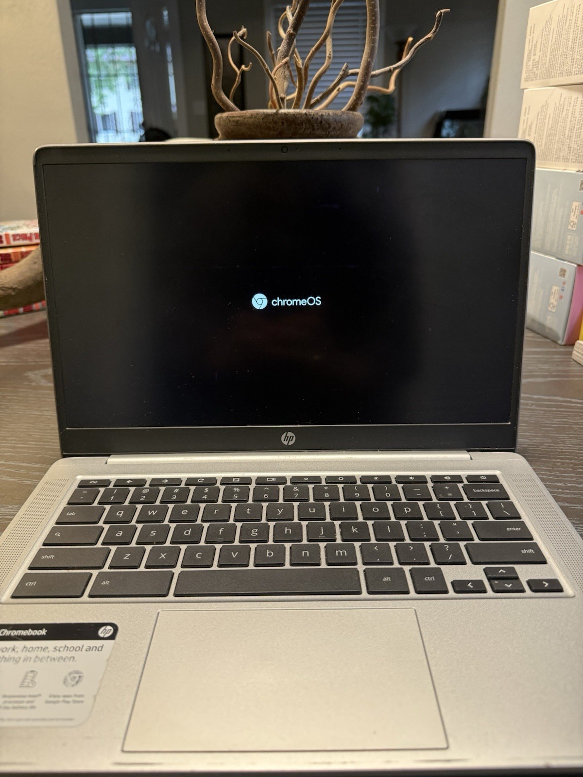 HP 14a-na0023cl 14 inch (64GB, Intel, 2.60GHz, 4GB) Laptop – Silver – 1G128UA