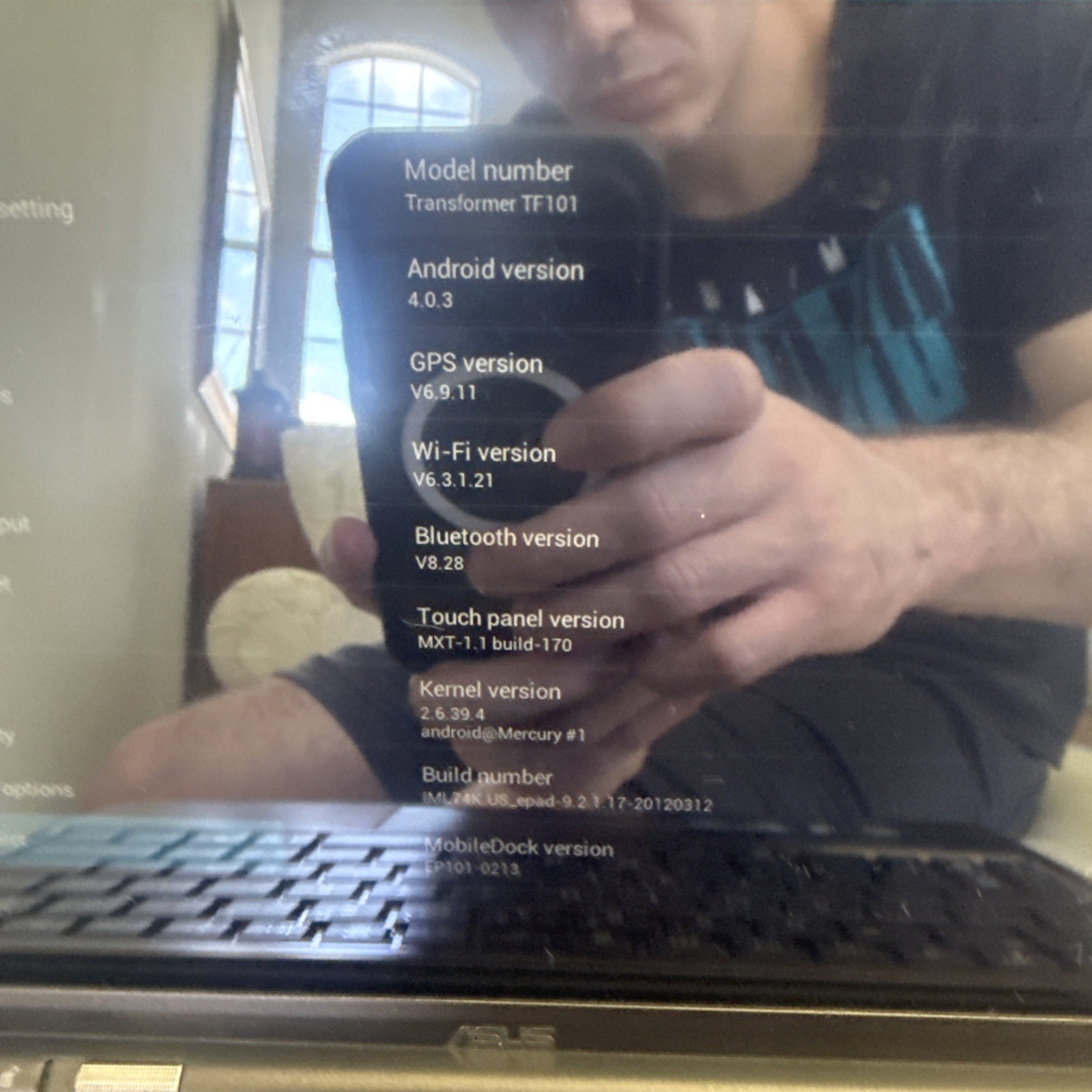 Asus Eee Pad Transformer TF101, Android 4.0.3 Read Description!