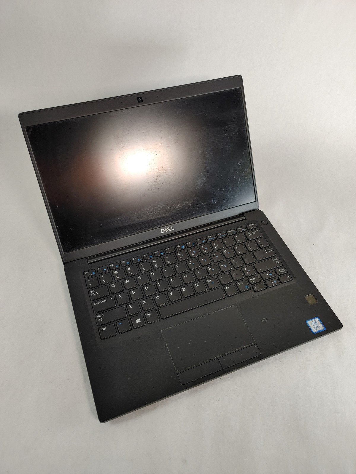 Dell Latitude 7390 Core i7-8650U 1.90 GHz 8 GB DDR4 No HDD