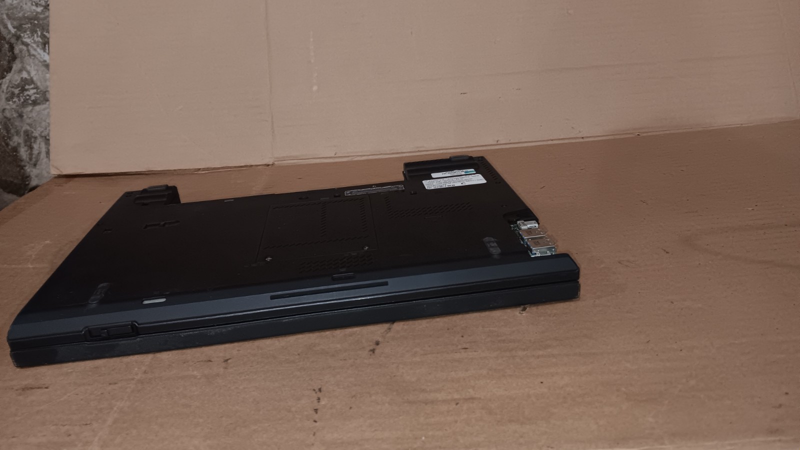 Lenovo Thinkpad T430 Laptop Intel Core I5 -3320M @ 2.60 GHz 14″ LCD Screen Parts