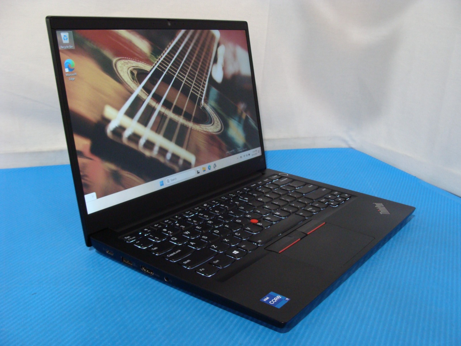 Lenovo ThinkPad E14 Gen 2 14″ FHD i7-1165G7 2.8GHz 16GB 512GB SSD W11Pro +PA