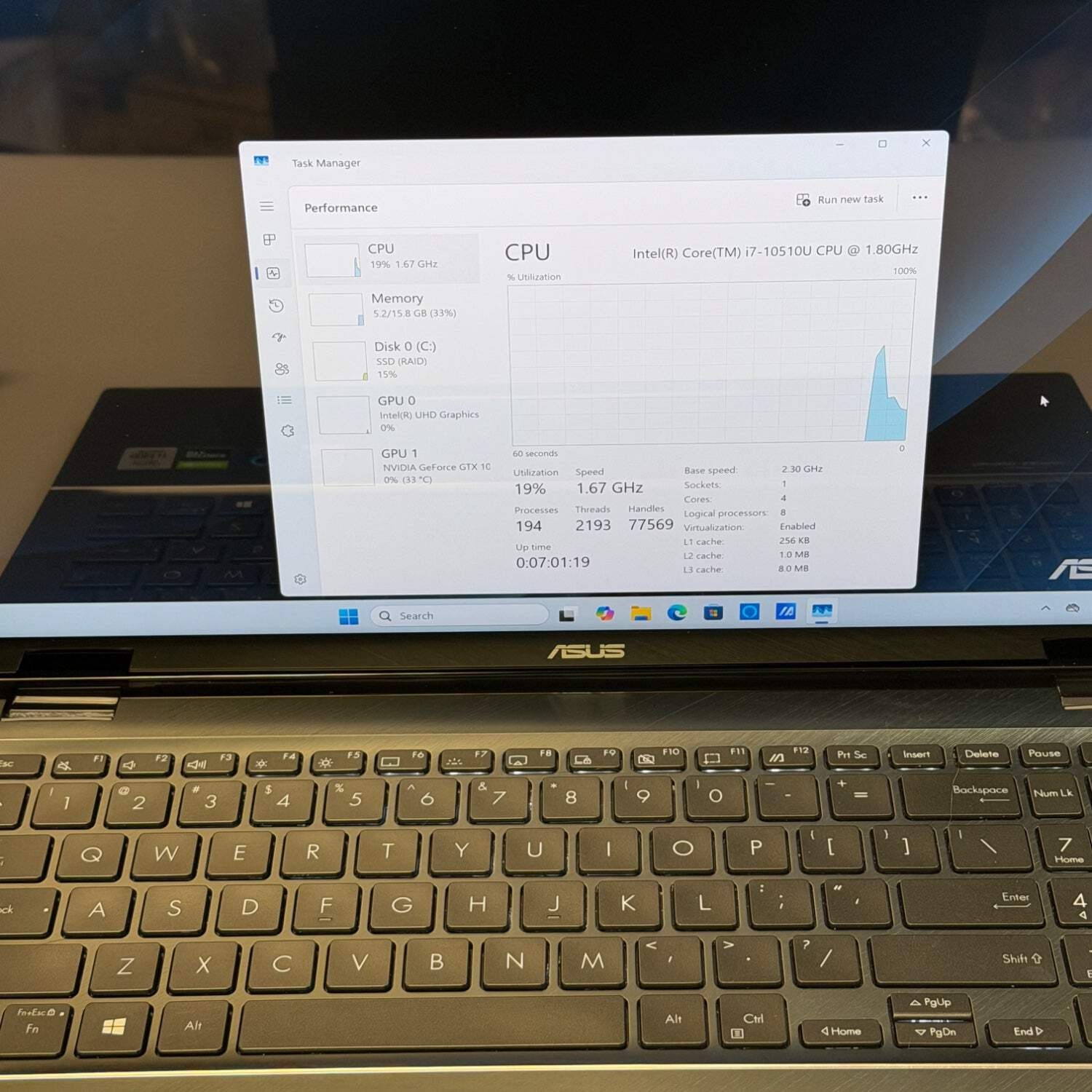 Asus Zenbook Flip 15 UX563FD 15.6″ i7-10510U 16GB RAM 1TB SSD GeForce GTX 1050