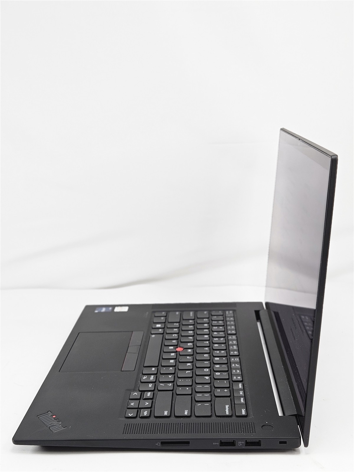 Lenovo 16″ ThinkPad P1 Gen 5 Touchscreen Laptop i7-12800H 16GB RAM 512GB SSD