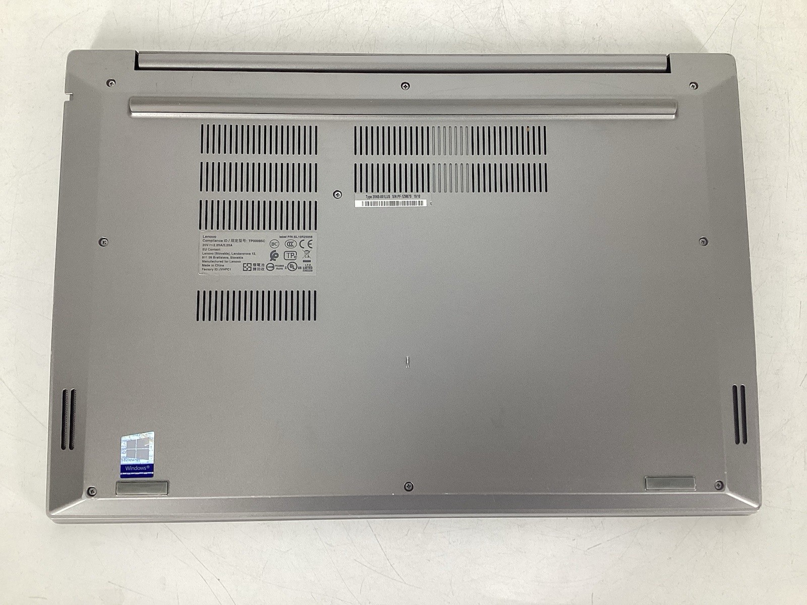 Lenovo ThinkPad E590 15.6″ (i7-8565u 1.80GHz 16GB No SSD/OS) No AC *Read