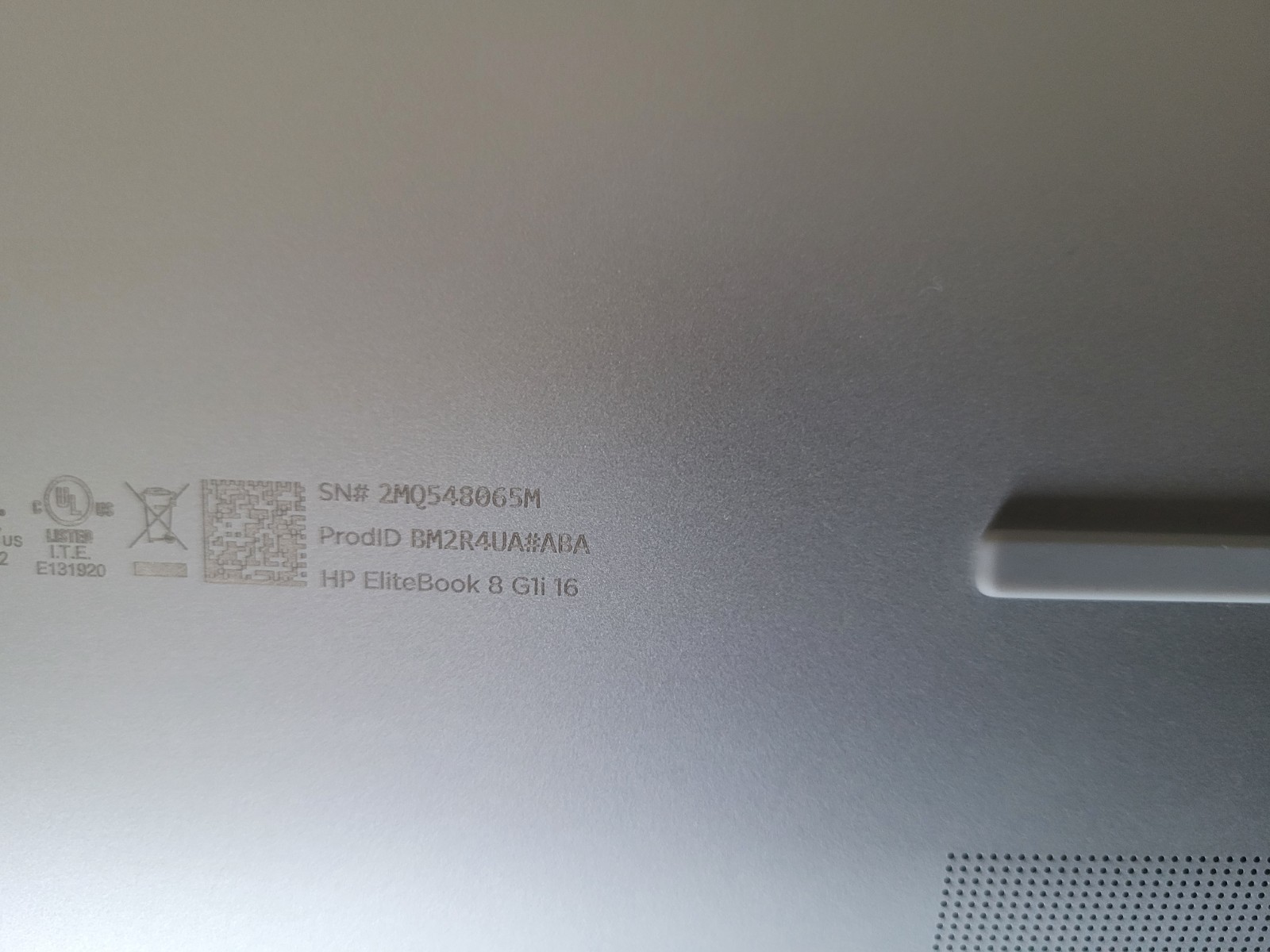 HP EliteBook 8 G1i 16 TOUCH Ultra 7 255H (16-Core) 64GB DDR5 1TB SSD UWT 2029/3