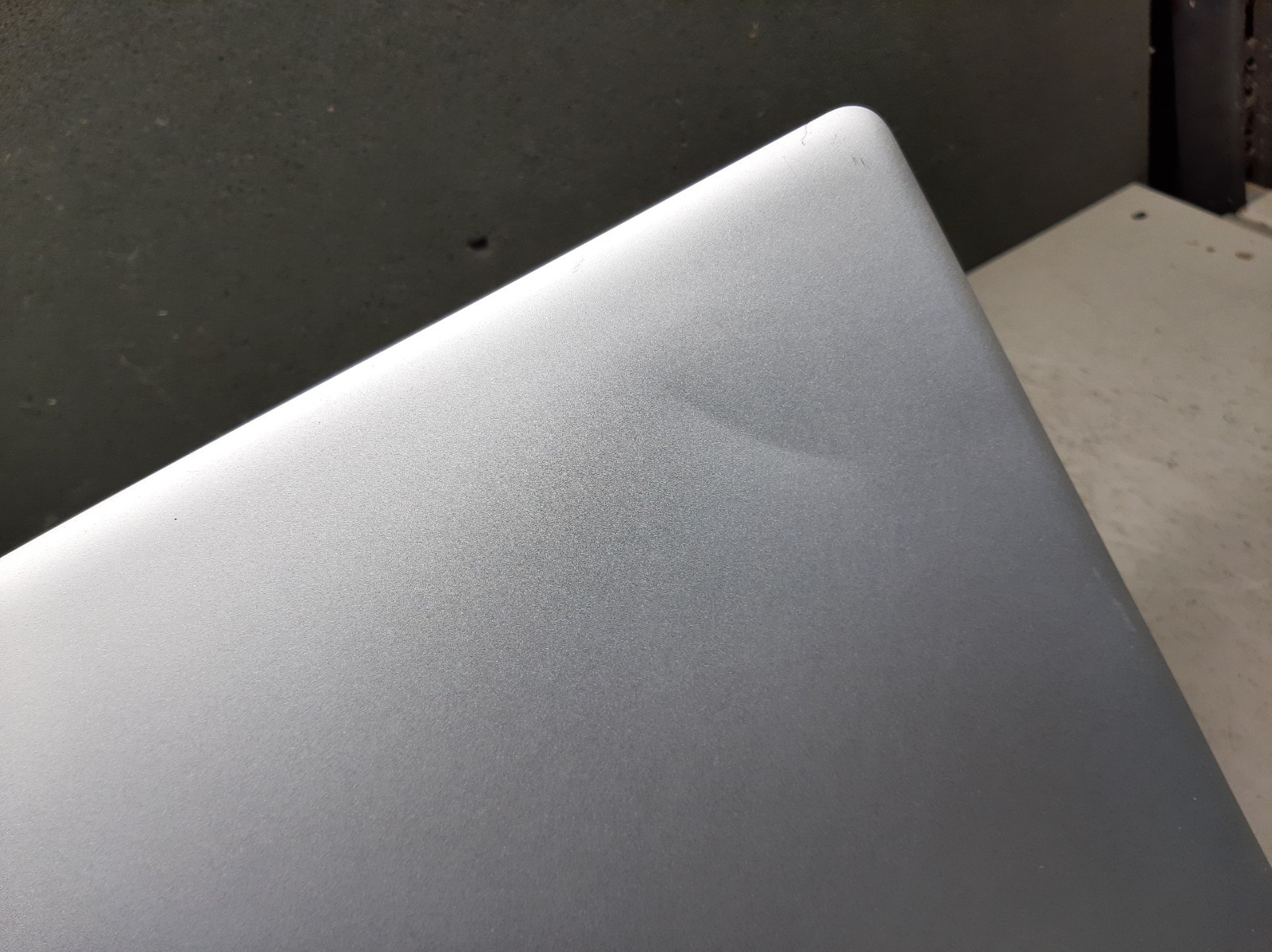 HP EliteBook 840 G5 14″ i7-8550 8GB RAM No SSD No OS No BATT
