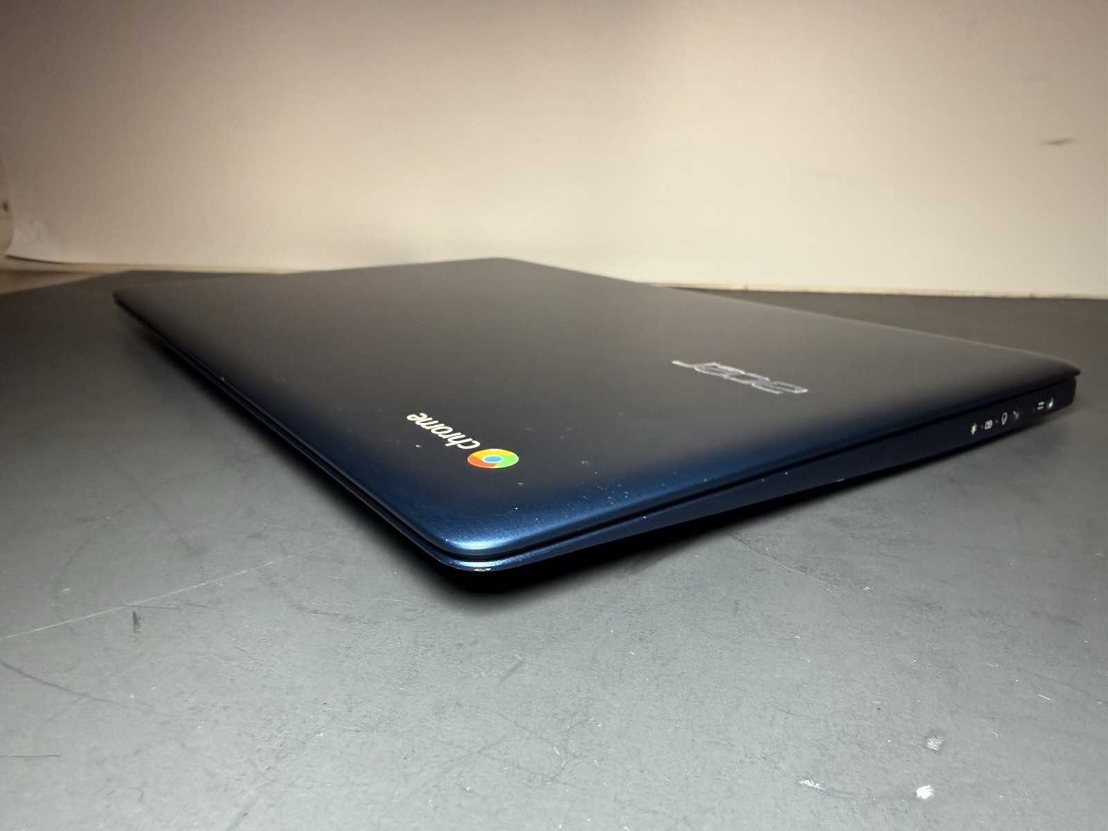 Acer Chromebook 14 CB3-431 Laptop 4 GB RAM 32 GB eMMC Blue W/ Case TESTED RESET