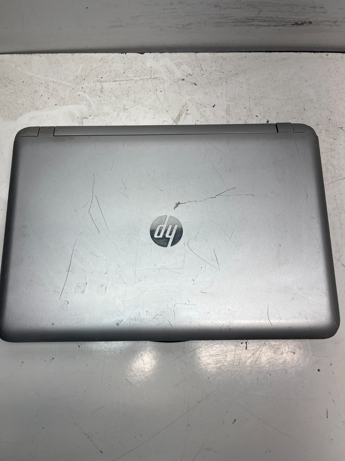 Hp Pavilion 17-g121wm AMD A10 Extreme Radeon R8 4GB NO HDD
