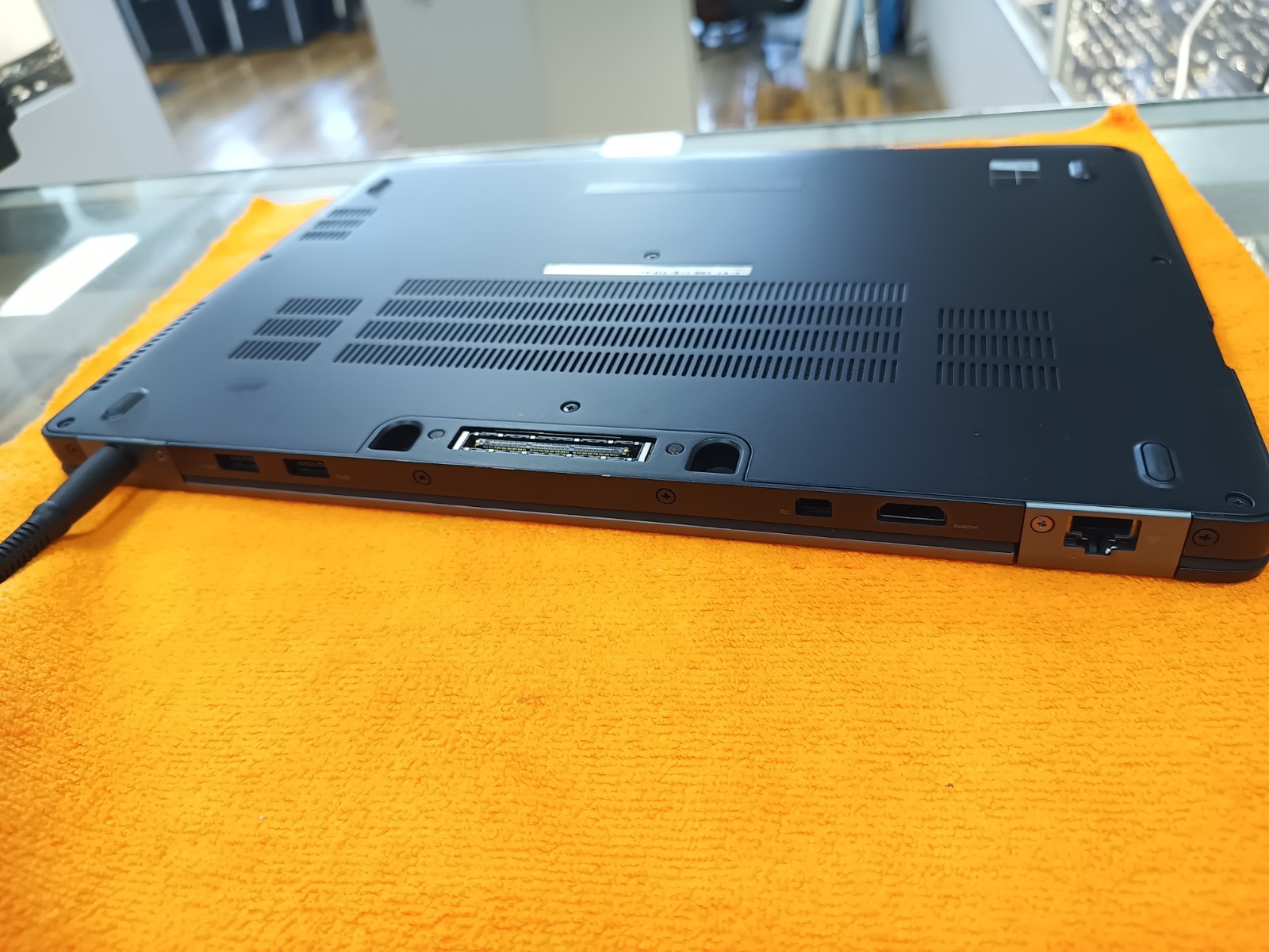 Dell Latitude E7470 14″” Core i7 Laptop 8GB RAM 512 SSD Win 10 Pro Laptop