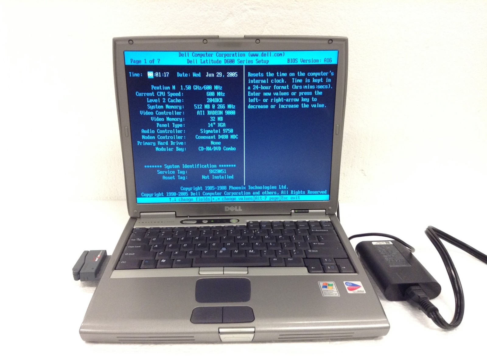 Dell Latitude D600 14″ Pentium M 1.5GHz Laptop w/512MB, DVD/CDRW, NO HDD, WORKS
