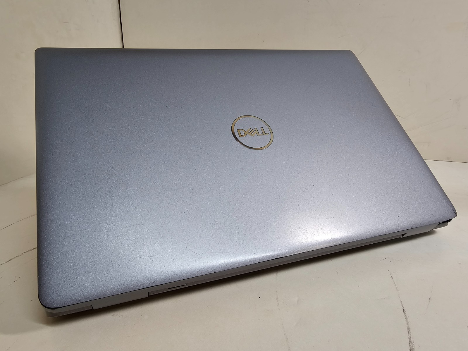 Dell Latitude 5540 Laptop – i5-1345U 16GB 512GB Webcam 15.6″ Touchscreen – SP10