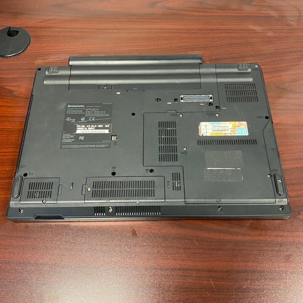 Lenovo ThinkPad L512 Intel Core i5-M520 2400 MHz 4GB RAM & IBM Thinkpad R51